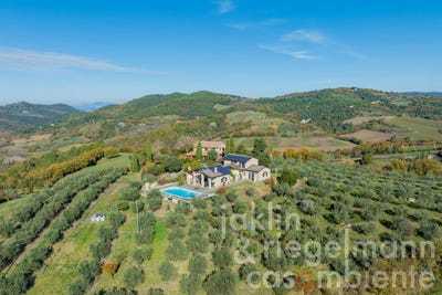 /international/it/gualdo-cattaneo-umbria-310104044506/
