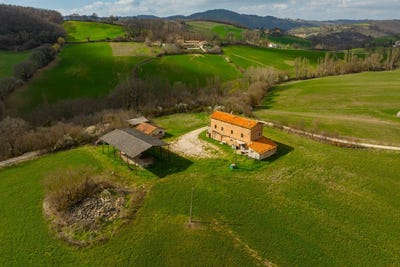 /international/it/gubbio-umbria-310107047228/