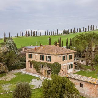 /international/it/asciano-tuscany-310108838198/