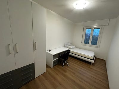/international/it/via-enrico-de-nicola-milan-lombardy-310093821695/