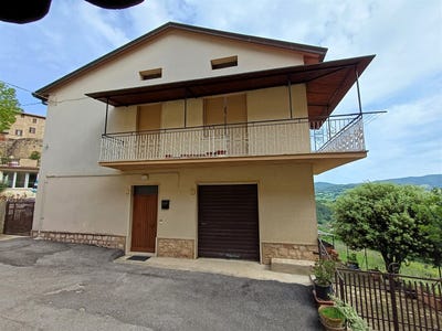 /international/it/collazzone-umbria-310108008975/
