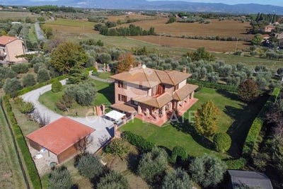 /international/it/castiglione-del-lago-umbria-120089959452/