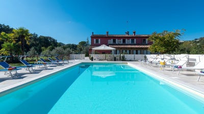 /international/it/fossombrone-marche-310105304270/