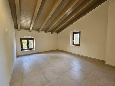 /international/it/livorno-tuscany-310108322395/