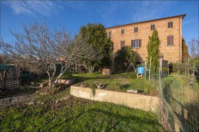 /international/it/sinalunga-tuscany-310101669880/