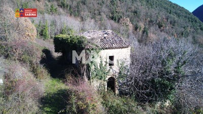 /international/it/strada-provinciale-48-d-roccantica-lazio-310107215095/