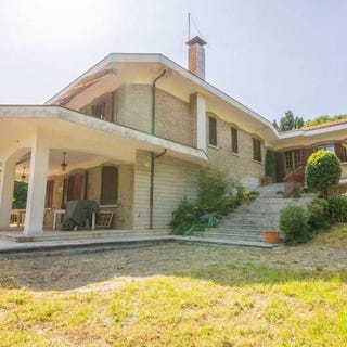 /international/it/cesano-di-senigallia-marche-310108317542/