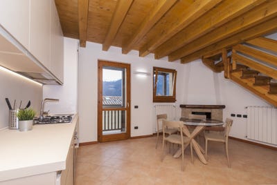 /international/it/via-pendezzo-fonteno-lombardy-310105787945/