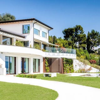 /international/it/gardone-riviera-lombardy-310107743278/