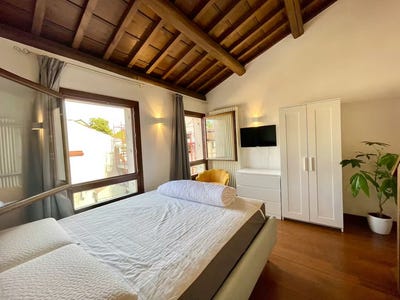 /international/it/via-del-santo-padova-veneto-310096772383/