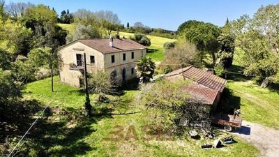 /international/it/via-roma-88-cecina-lombardy-310108187496/