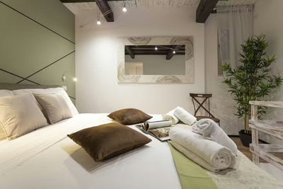 /international/it/via-di-monte-fiore-rome-lazio-310093831510/
