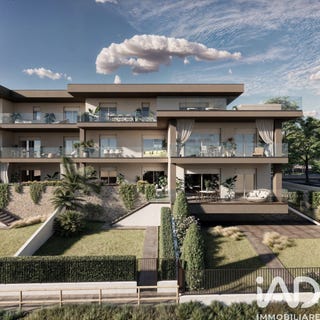/international/it/desenzano-del-garda-lombardy-310107950721/