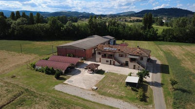 /international/it/citta-di-castello-umbria-310108928385/?lang=it