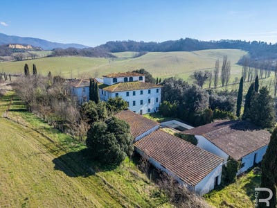 /international/it/terranuova-bracciolini-tuscany-310104116377/