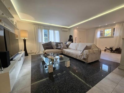/international/it/campi-bisenzio-tuscany-310103714517/