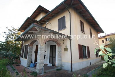 /international/it/lucignano-tuscany-310101670510/