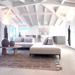 /international/it/arzachena-sardinia-310107793685/