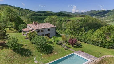 /international/it/apecchio-marche-310109111879/?lang=de