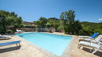 /international/it/san-pantaleo-san-pantaleo-sardinia-310103038188/