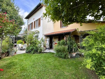 /international/it/castiglion-fiorentino-tuscany-310102263149/