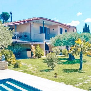 /international/it/passignano-sul-trasimeno-umbria-310099743220/