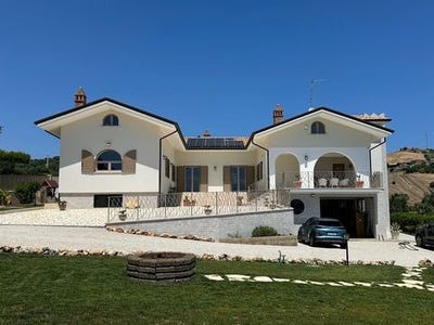 /international/it/tortoreto-abruzzo-310102864425/