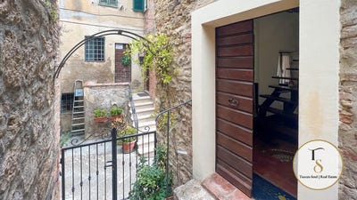 /international/it/cetona-tuscany-310109128431/