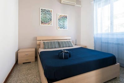 /international/it/via-monte-cengio-milan-lombardy-310094937042/