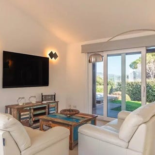/international/it/arzachena-sardinia-310107792806/