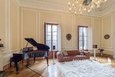 /international/it/giacomo-leopardi-florence-tuscany-310107528072/