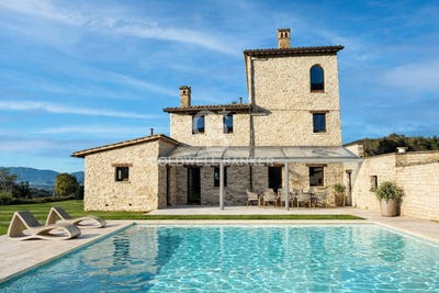 /international/it/urbino-marche-310106261708/