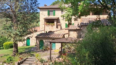 /international/it/casole-d-elsa-tuscany-310108760874/