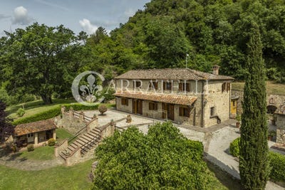 /international/it/volterra-tuscany-310101514693/?lang=id