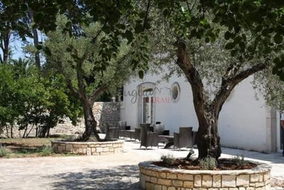 /international/it/martina-franca-apulia-120082846890/