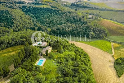/international/it/volterra-tuscany-310107295469/