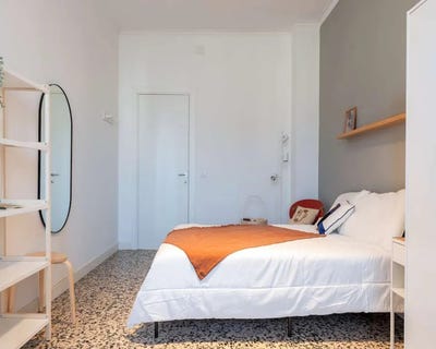 /international/it/piazza-carducci-turin-piedmont-310100790333/?lang=de