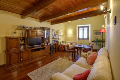 /international/it/fabriano-marche-310105307430/