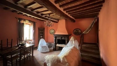 /international/it/piazza-giuseppe-garibaldi-cetona-tuscany-310101629439/