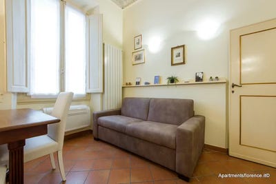 /international/it/via-degli-alfani-florence-tuscany-310107370436/