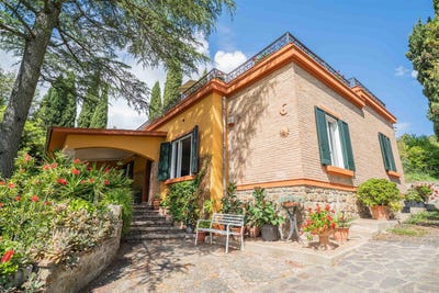 /international/it/rosignano-marittimo-tuscany-310108602922/