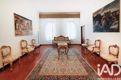 /international/it/macerata-marche-310107412645/