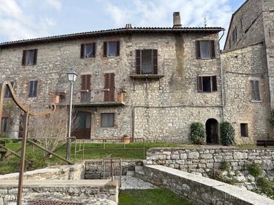 /international/it/monte-castello-di-vibio-umbria-310102461802/