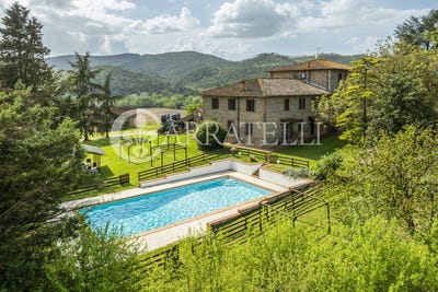 /international/it/sovicille-tuscany-310107651237/