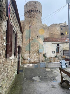 /international/it/piazza-gloriosa-isola-del-giglio-tuscany-310104145981/