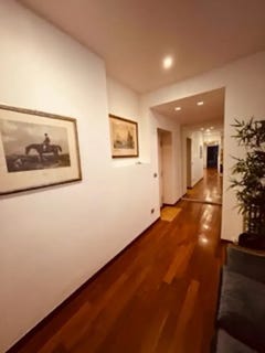/international/it/corso-venezia-milan-lombardy-310093844086/