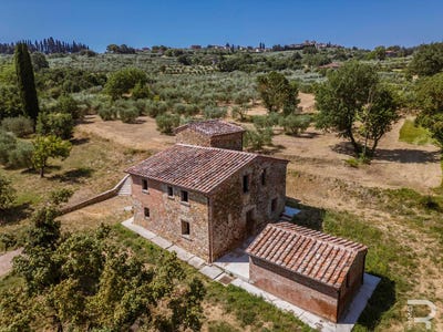 /international/it/lucignano-lucignano-tuscany-310109146657/