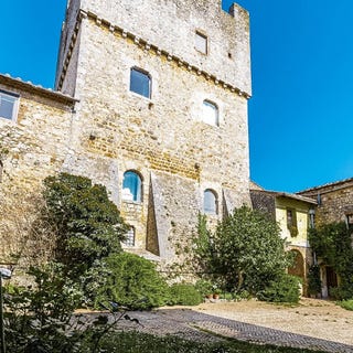 /international/it/monteriggioni-tuscany-310109238784/