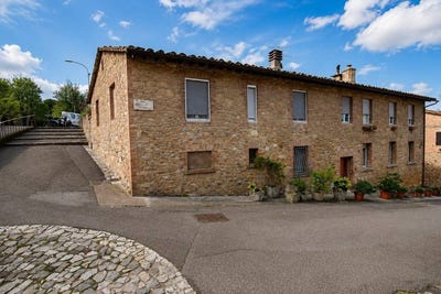 /international/it/san-gimignano-tuscany-310107301813/