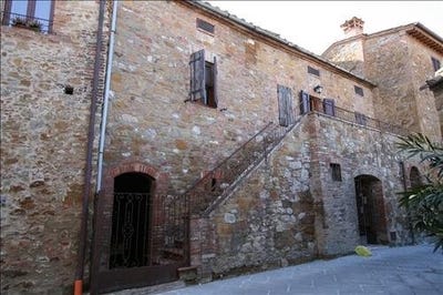 /international/it/montisi-tuscany-120062318998/